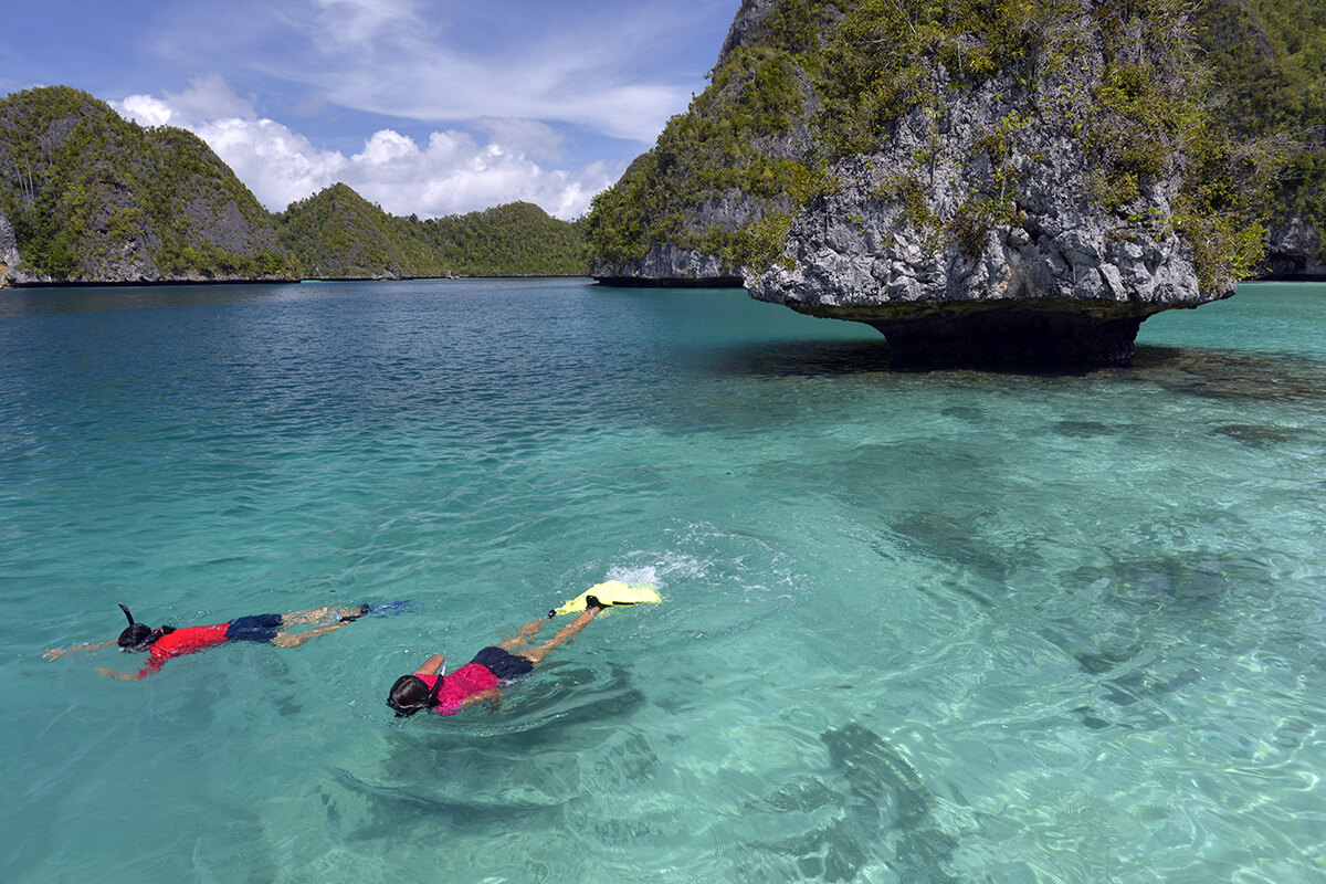 Do not miss these PIECES OF PARADISE at the Incredible RAJA AMPAT ISLANDS