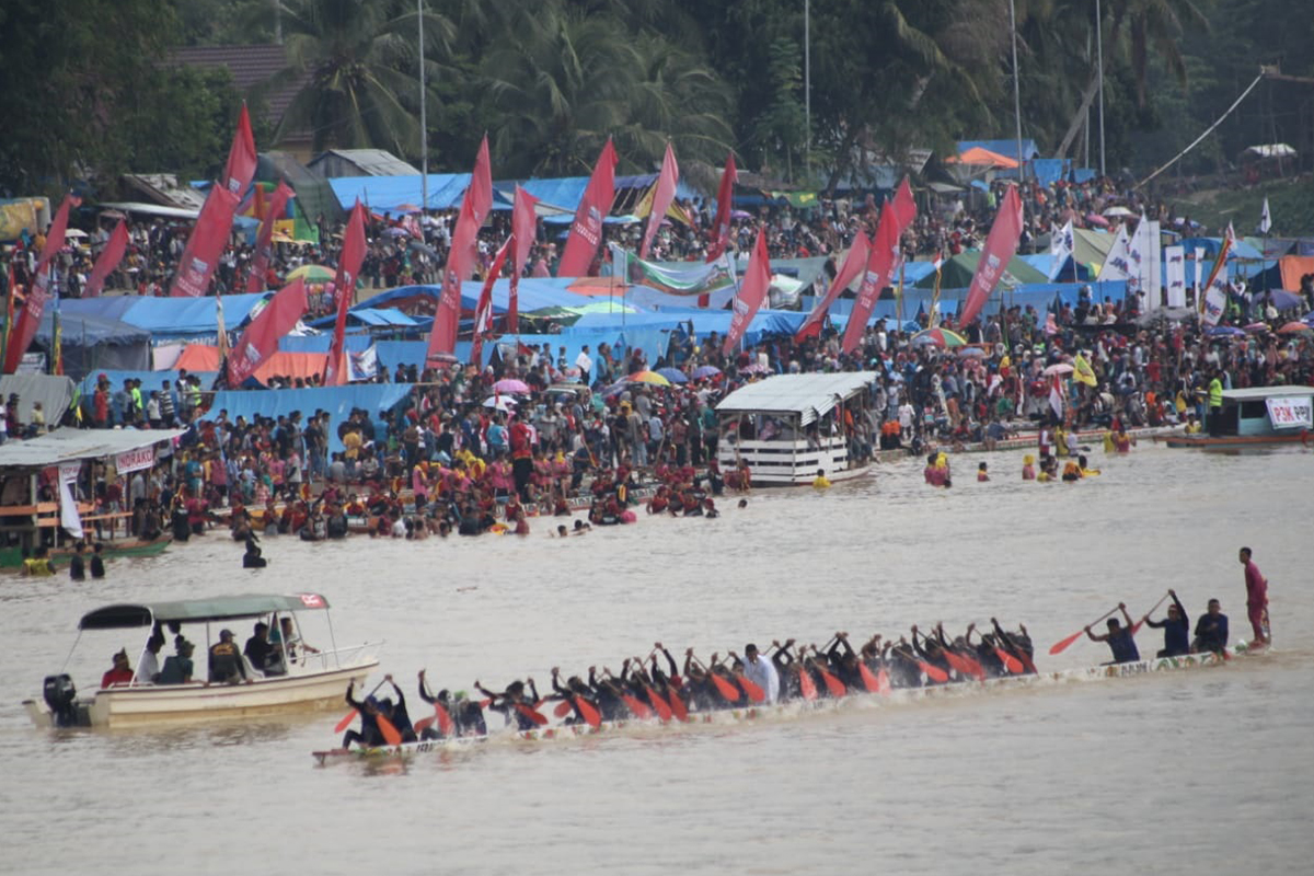 RIAU PROVINCE : Thrilling Pacu Jalur Festival 2018 at Kuantan Singingi