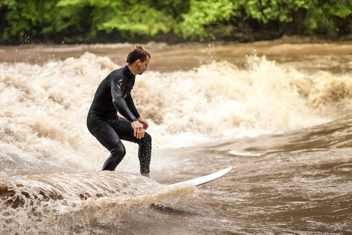 Thrill to the BEKUDO BONO FESTIVAL 2018: Surf Kilometers Upriver in Riau!