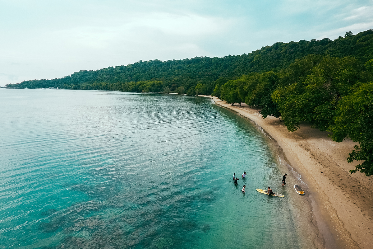 World’s Top Surfers Compete to Conquer Challenging Waves at West Sumbawa AMNT Pro 2018