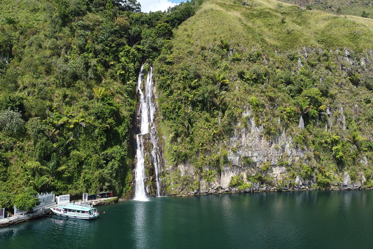 Destinasi wisata di sekitar Danau Toba, Sumatra Utara