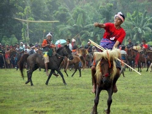 KOMODO TRAVEL MART 2017: “EXPLORE THE DIVERSITY OF EAST NUSA TENGGARA”