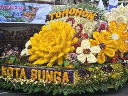 Watch the Tomohon International Flower Festival 2017 in the Cool Mountain air