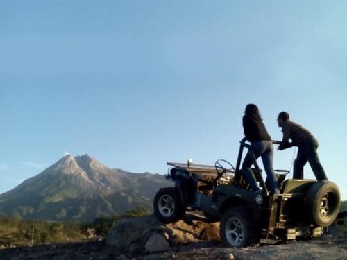 Climb Majestic Mt. MERAPI VOLCANO at the Center of JAVA 