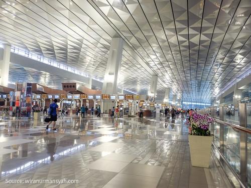 On 1 May 2017: ALL GARUDA  International Flights  Destination JAKARTA moved to TERMINAL 3 