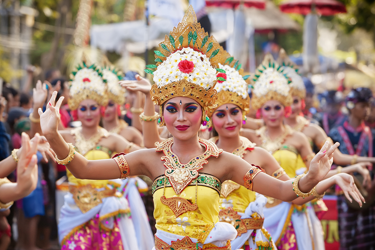 BALI INTERNATIONAL AIRPORT NOW RE-OPENED as Mt. AGUNG Volcanic Activities Recede