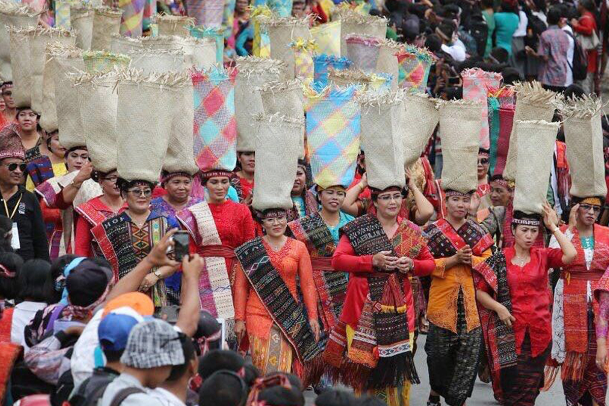 FLY DIRECT to MAGNIFICENT LAKE TOBA from MALAYSIA and SINGAPORE