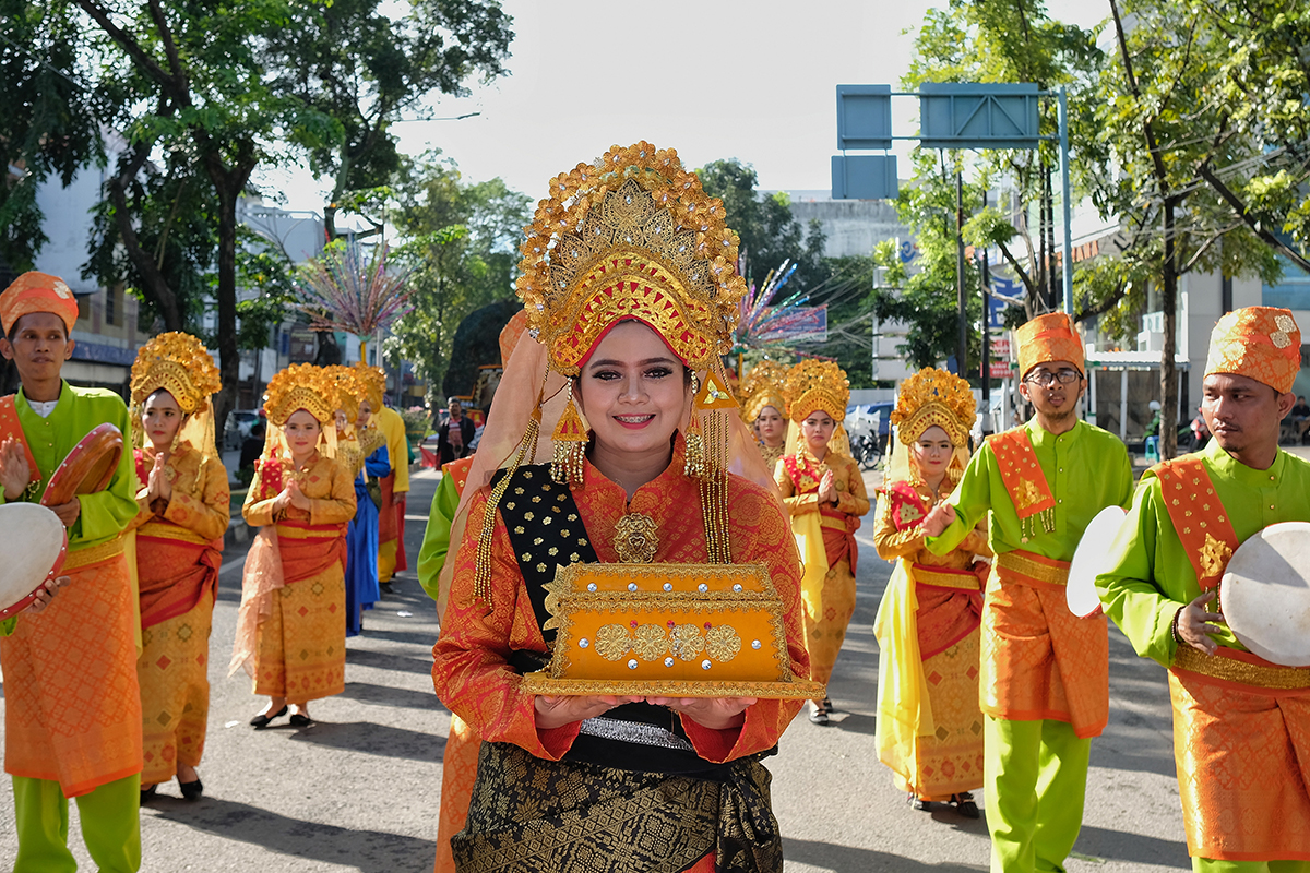 Now you can fly HONGKONG - MEDAN DIRECT by CATHAY DRAGON  